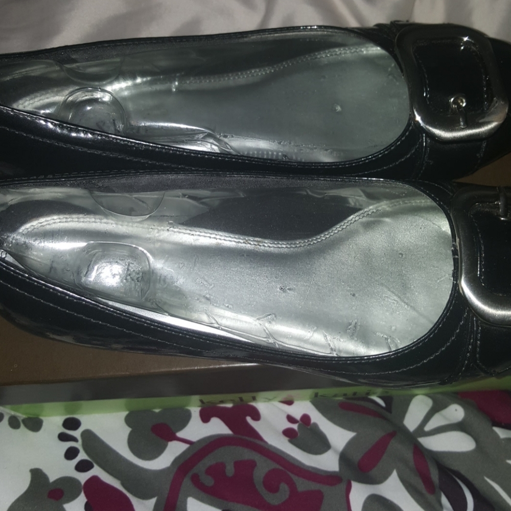 Shoes - Picture 3 of 3